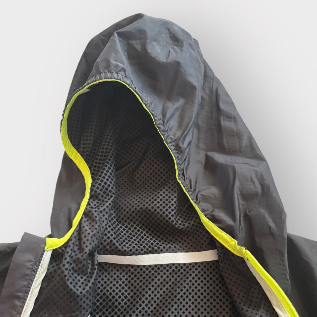 ウィンドブレーカー 撥水