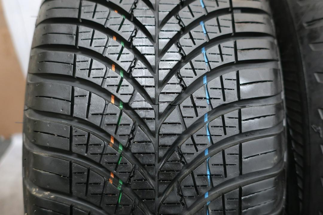tamaG様送料込　2024年　グッドイヤー　ベクター　215/65R16