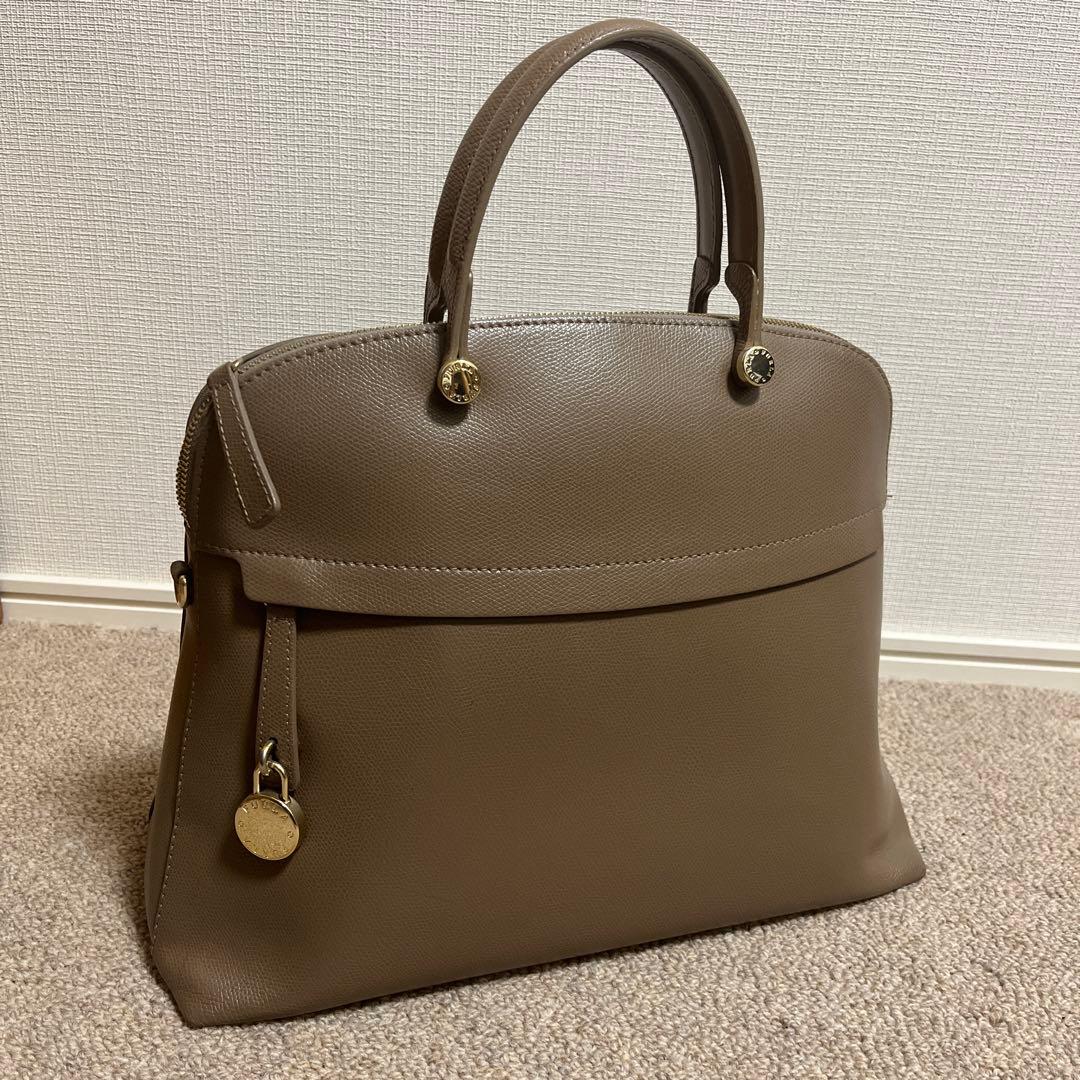 ブラウンレザーハンドバッグFURLA