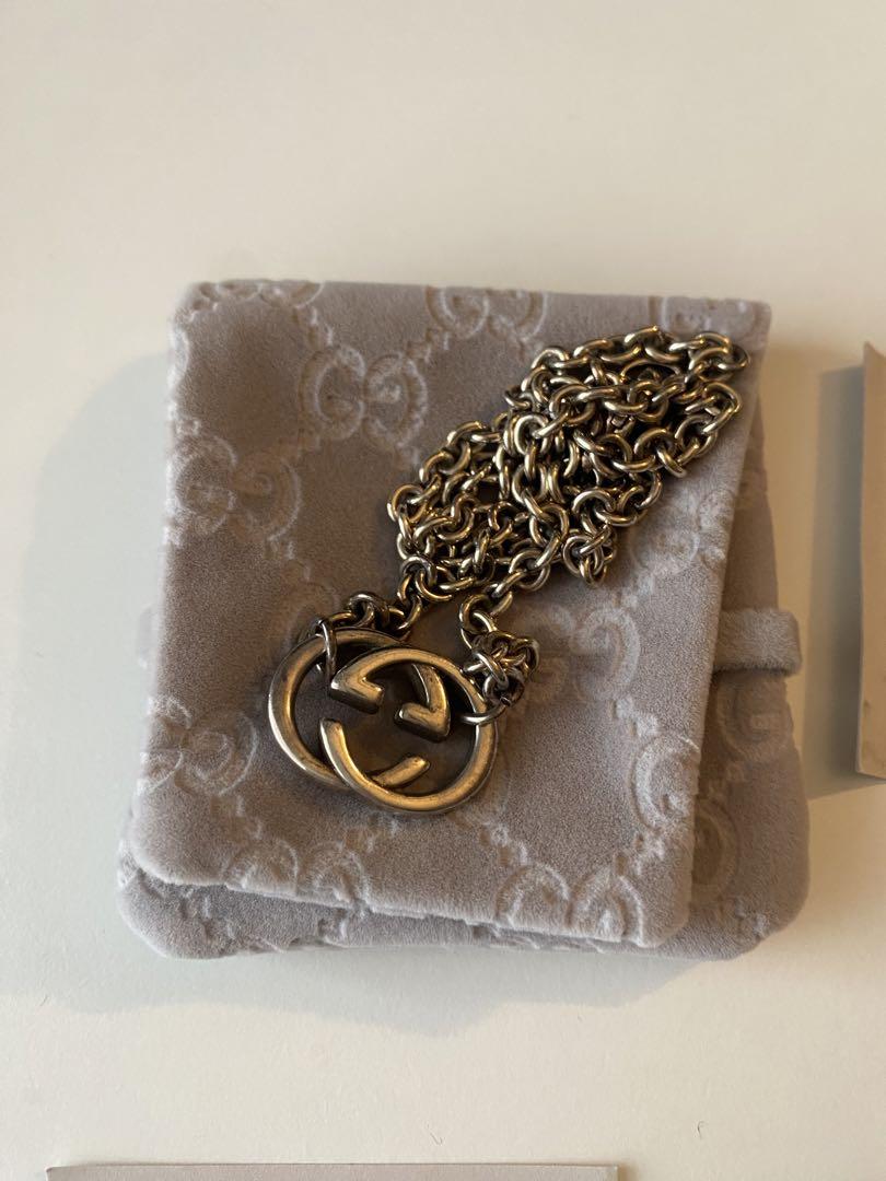 GUCCI ロゴペンダント ネックレス