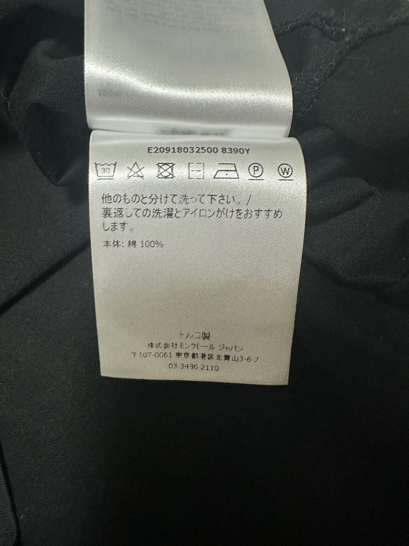 ［新品同様］モンクレール　ダブルワッペン　Tシャツ　ブラック　M