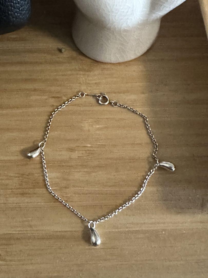 tiffany ティファニー シルバー ドロップ型チャーム ブレスレット