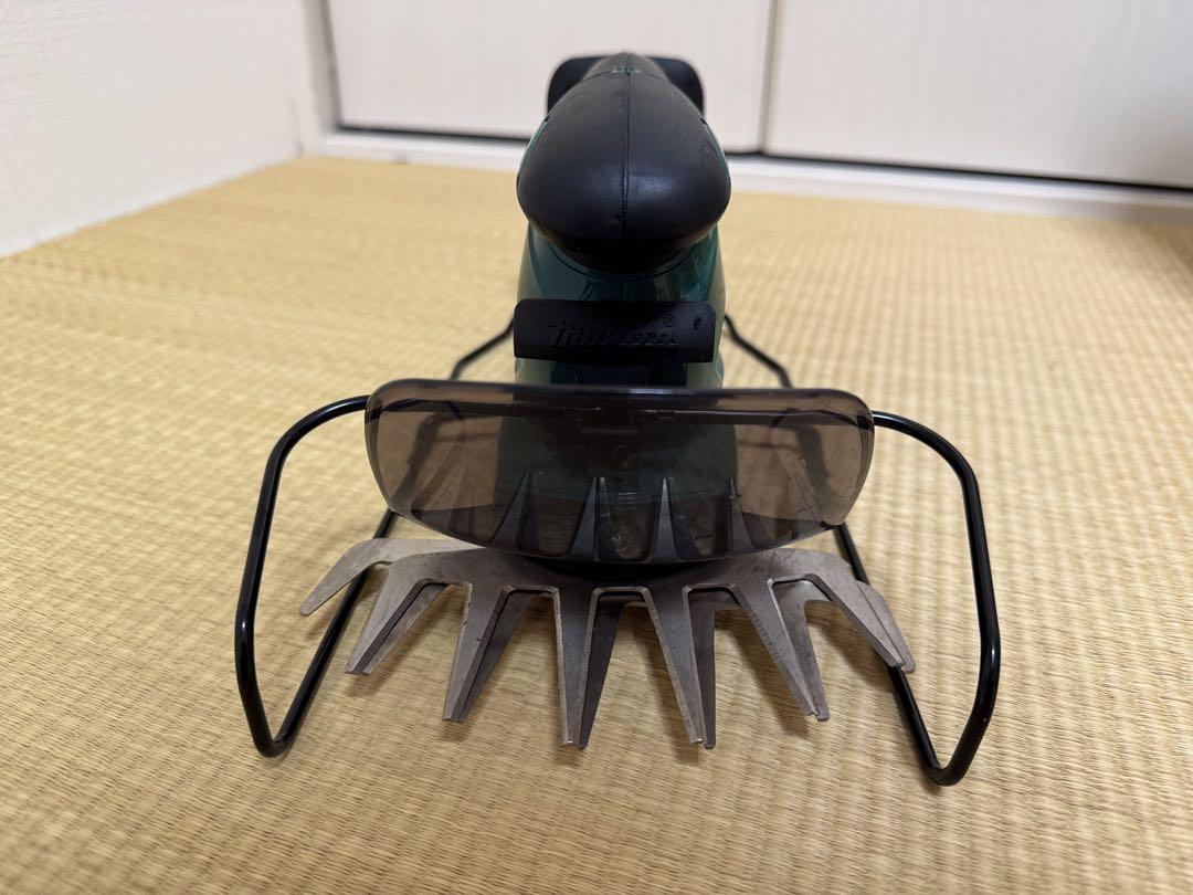 Makita 電動 芝生バリカン MUM166D 14.4ボルト用
