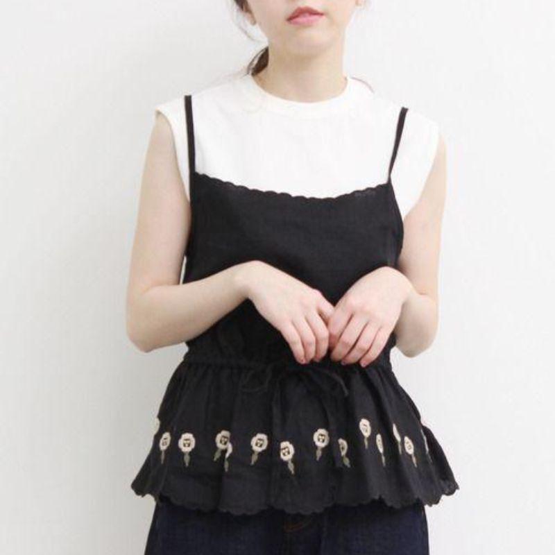 peu pres - プープレ トレニア刺繍キャミソール 🎵の通販 by