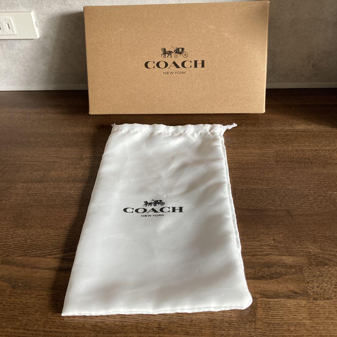 COACH グリーン パターン 長財布