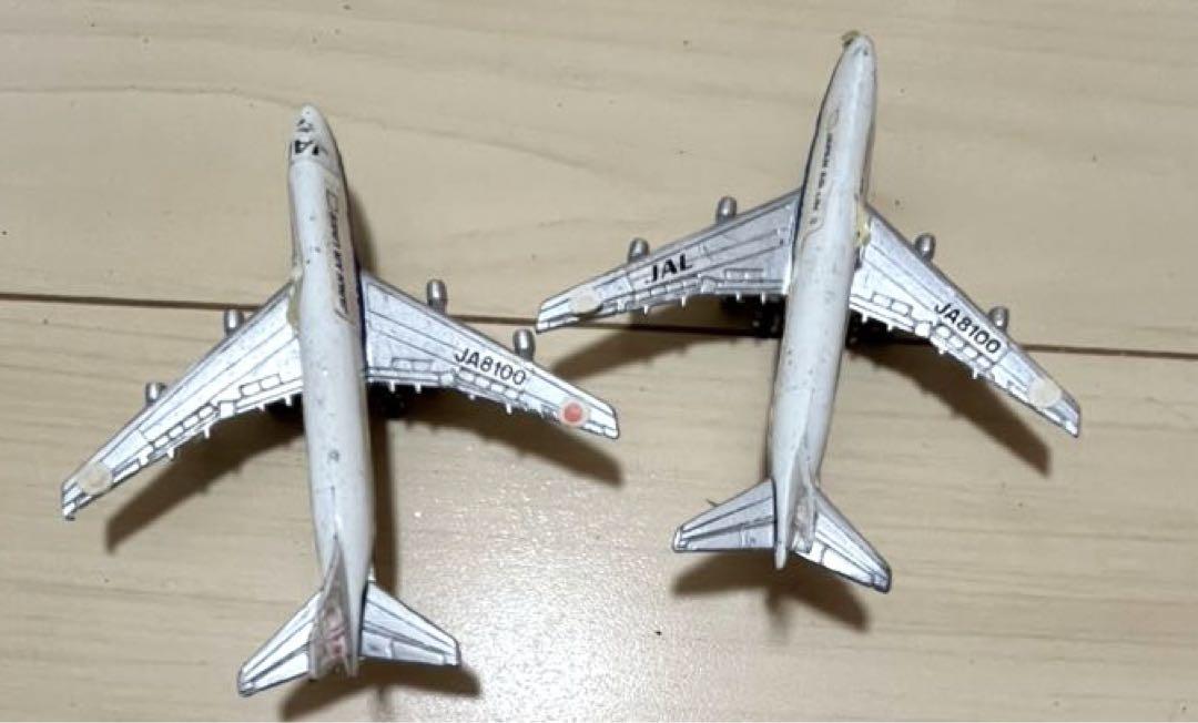 【製造終了機種】飛行機　模型　1/100サイズ エアライン 1/100スケール