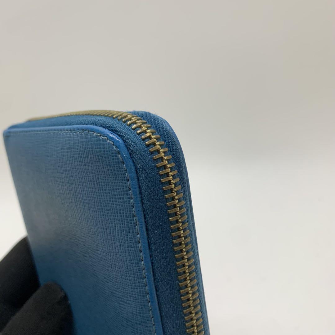 FENDI フェンディ 長財布 ブルー ラウンドファスナー