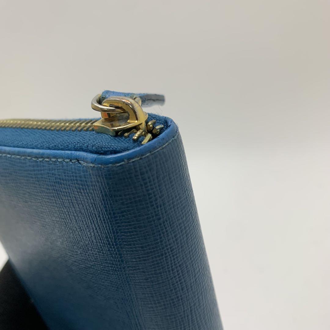 FENDI フェンディ 長財布 ブルー ラウンドファスナー
