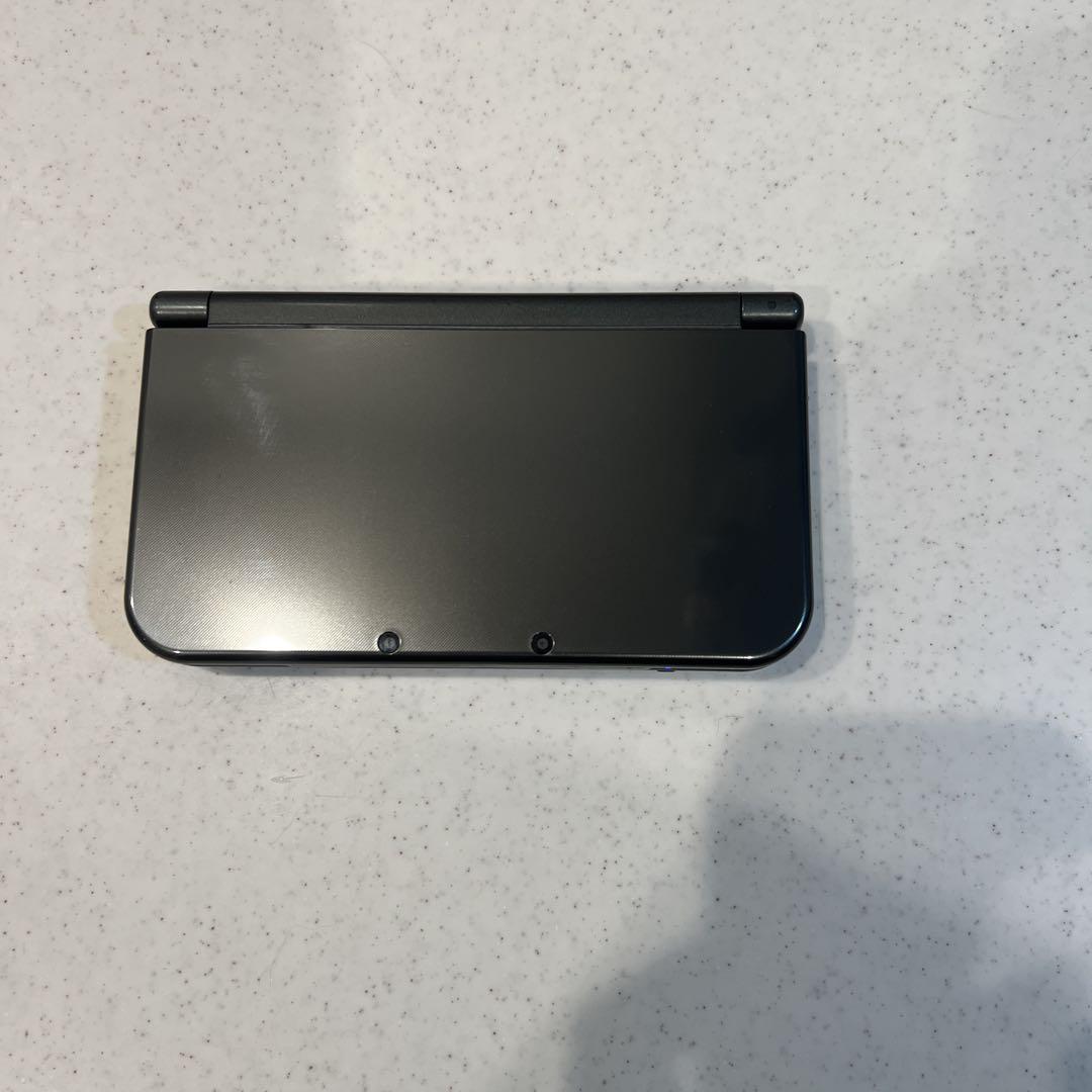 NEW Nintendo 3DS LL （ニンテンドースリーディーエス）