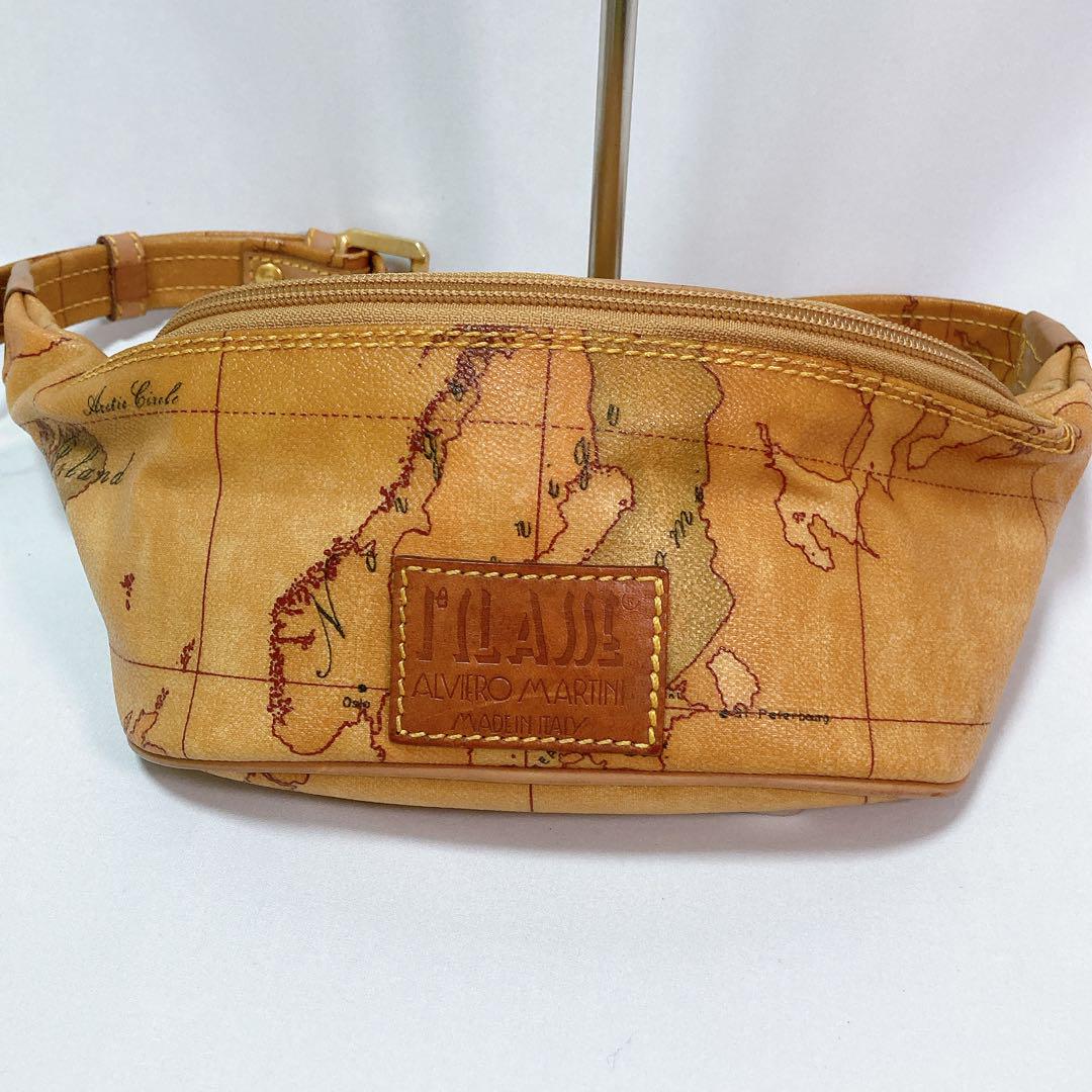 【美品】プリマクラッセ ボディーバッグ ウエストポーチ 地図柄 Pブラウン