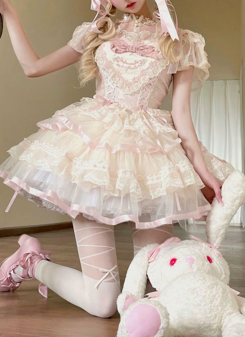 ロリータドレスお嬢様 めめしい かわいい メイド衣装 可愛いドレス 仮装　ピンク
