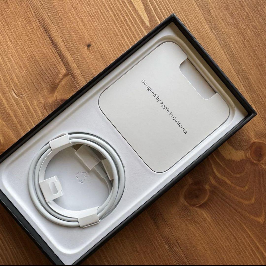 Apple iPhone 12 Pro 256GB シルバー　早い者勝ち