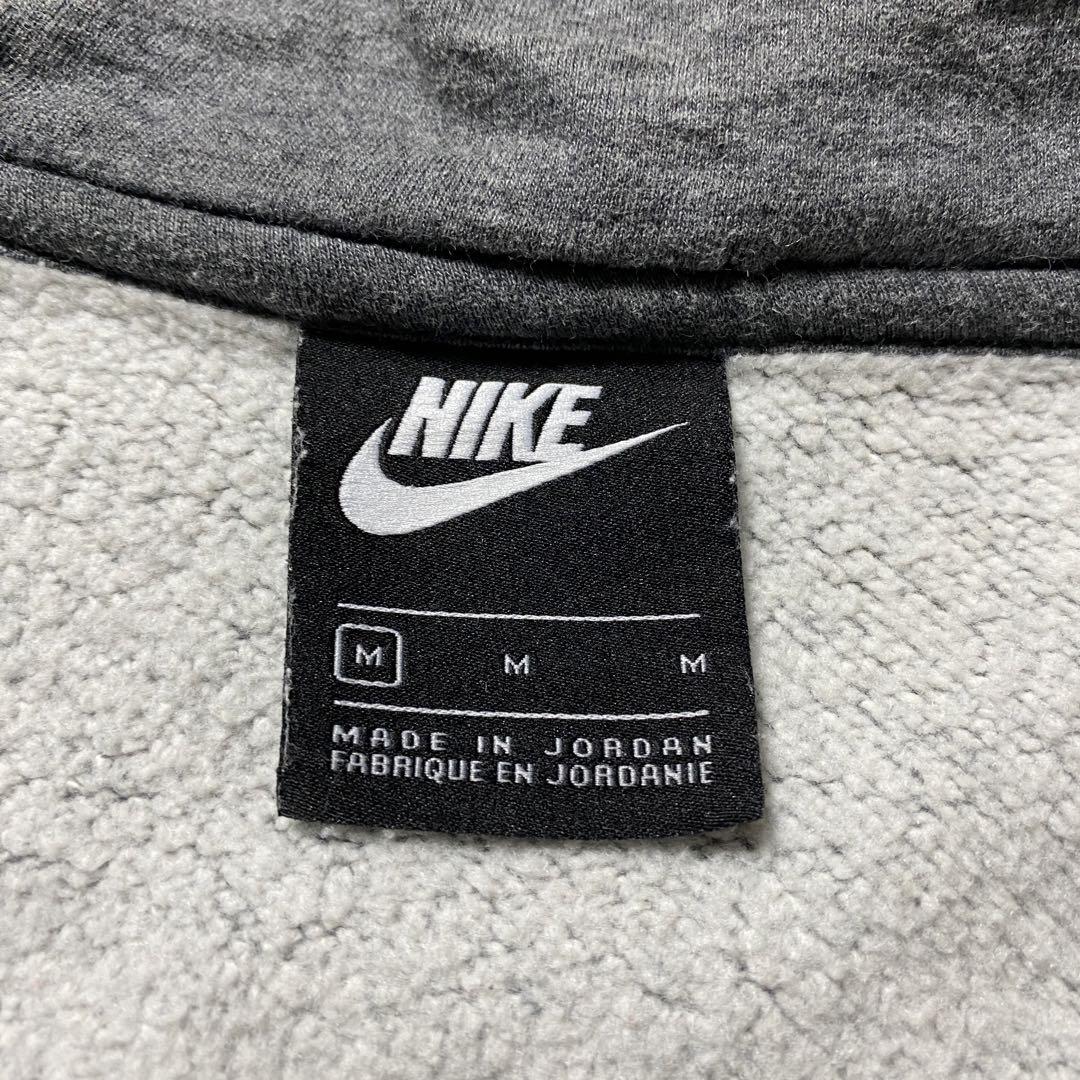 NIKE ナイキ　スウォッシュ　刺繍ワンポイント　グレー　ジップパーカー