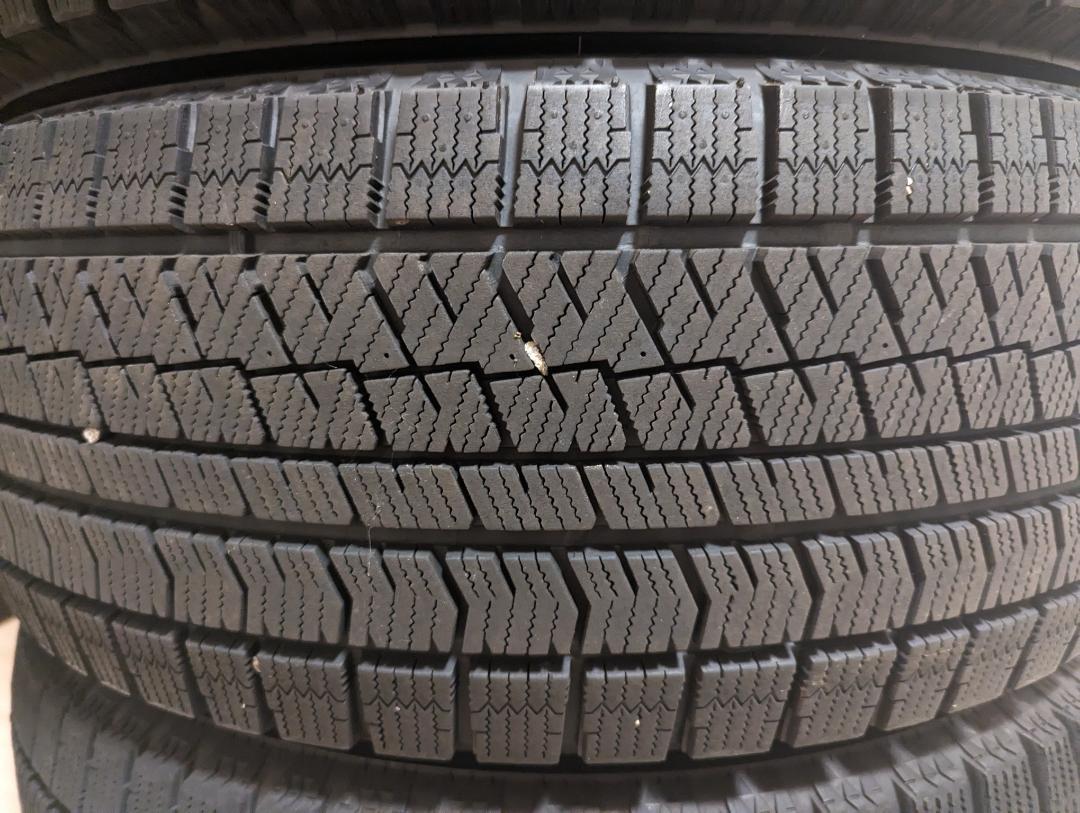 ブリジストン BLIZZAK VRX2 225/55/R18 4本セット ②