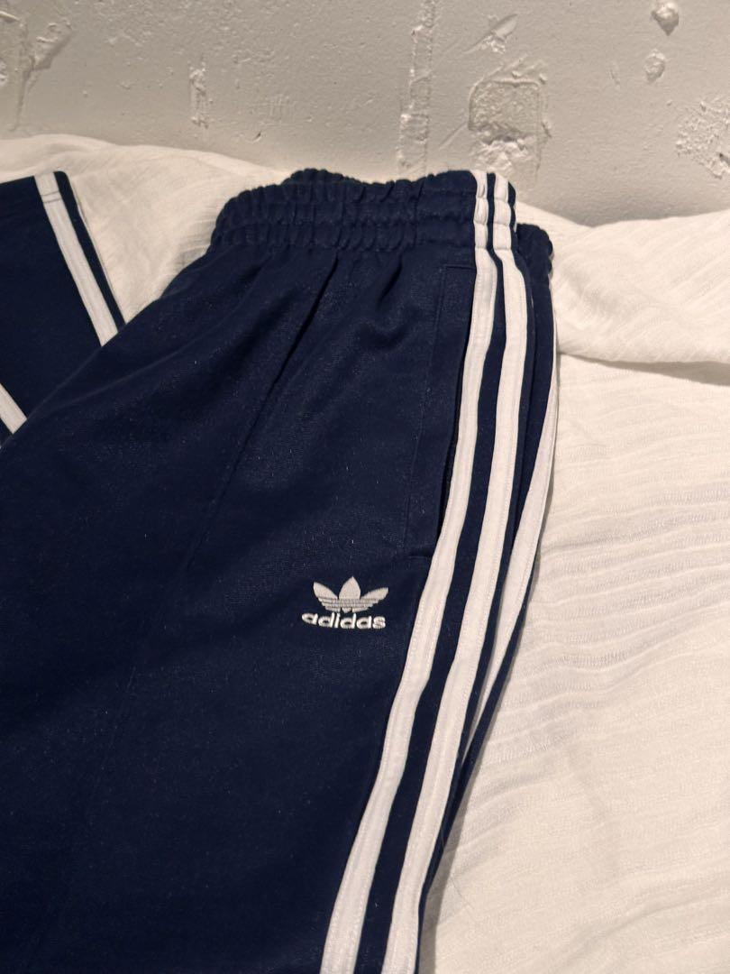 トップス adidas BAGGY TRACK PANTS