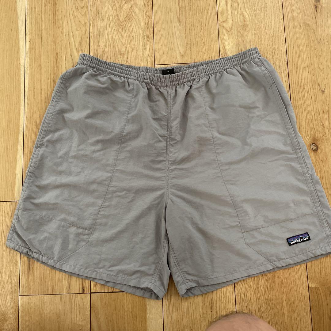 patagonia バギーショーツ　L 定番と想い出を開拓し続ける patagoniaのバギーズショーツ
