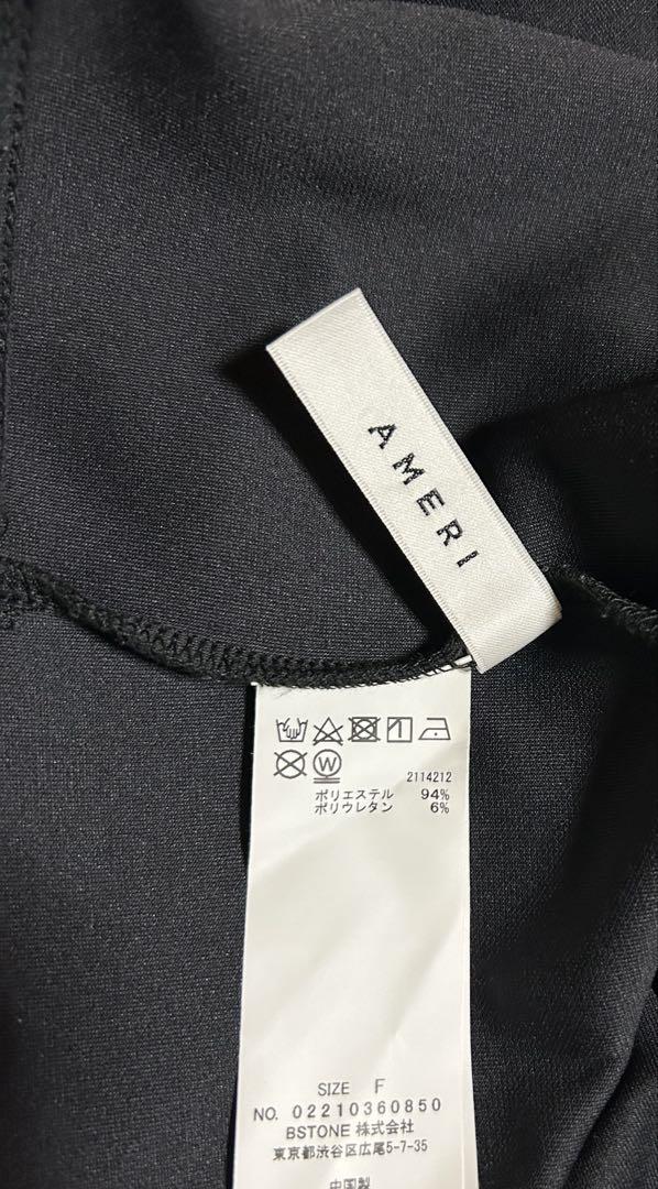 未使用に近い☺︎AMERI EMBOSS LOGO TEE ブラック