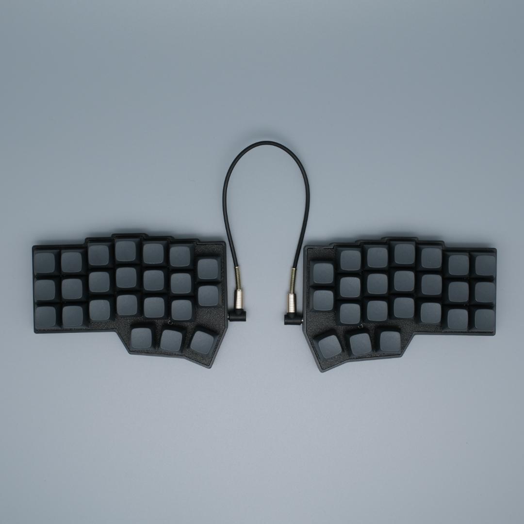 【新品】Corne v4 Cherry 有線 自作キーボード 分割キーボード