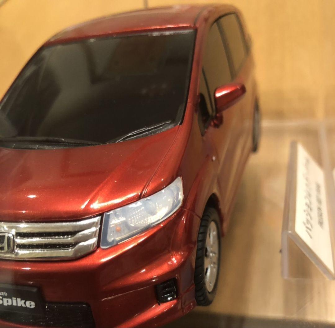 ホンダカラーサンプル フリードスパイク パッションレッドパール