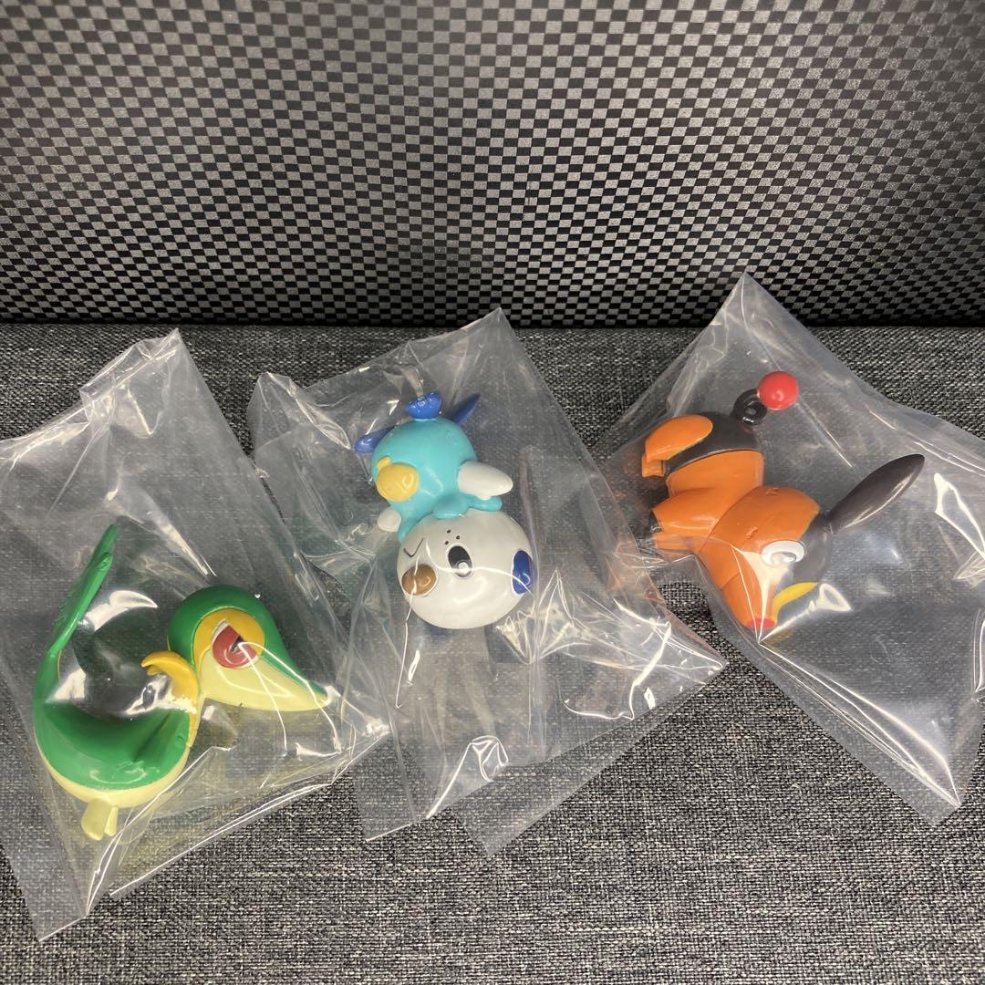 ポケモン モンコレ ポカブ ミジュマル ツタージャ他　回転台付き ポケモン モンコレ ポカブ ミジュマル ツタージャ他