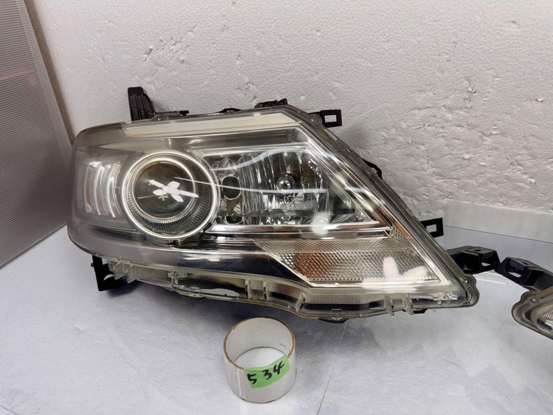 日産 セレナ HWS C25 CC25 後期 HID ヘッドライト 左右