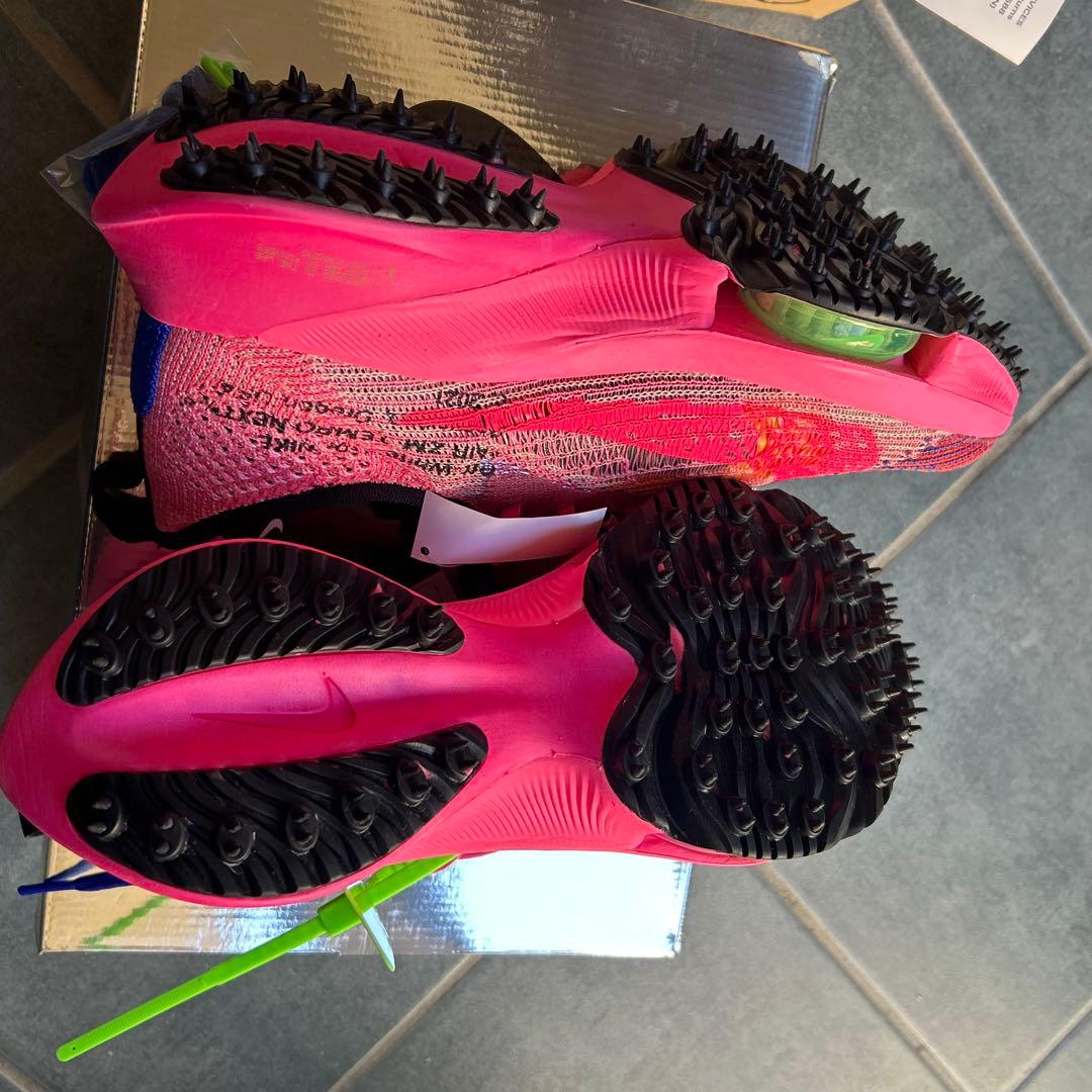 NIKE×オフホワイト✨エアズームテンポネクスト【未使用】スニーカー靴 NIKE×オフホワイト✨エアズームテンポネクスト【未使用】スニーカー靴