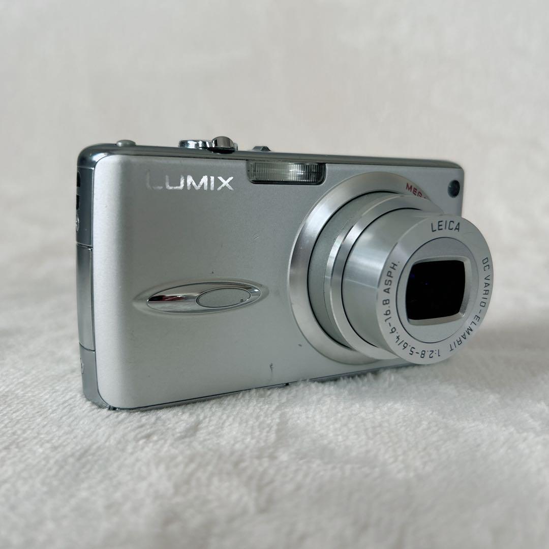 Panasonic LUMIX DMC-FX01コンデジ オールドデジタルカメラ