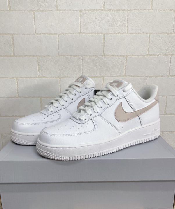 33%割引ホワイト系,25cm美しい RKK様専用【25.0cm】NIKE エアフォース 安い売り RKK様専用【25.0cm】NIKE エアフォース1 07 ピンク ベージュ スニーカー