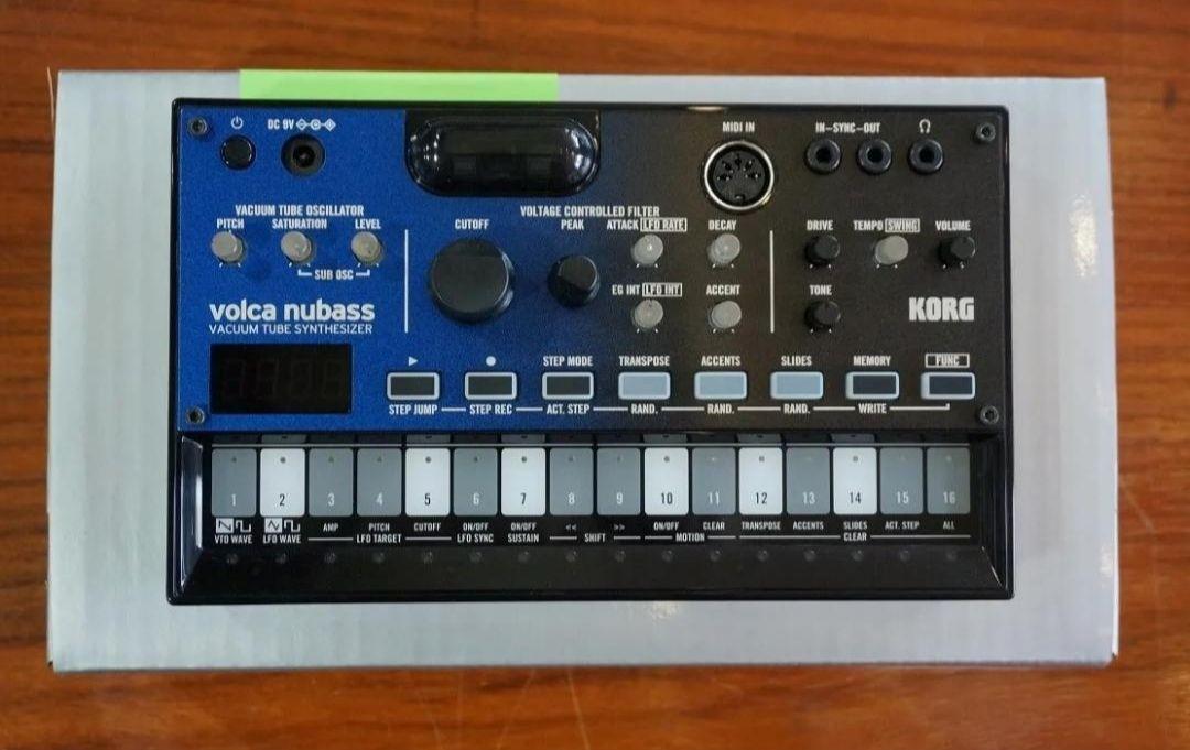 KORG/volca NuBass/アシッドベース音源/シーケンサー