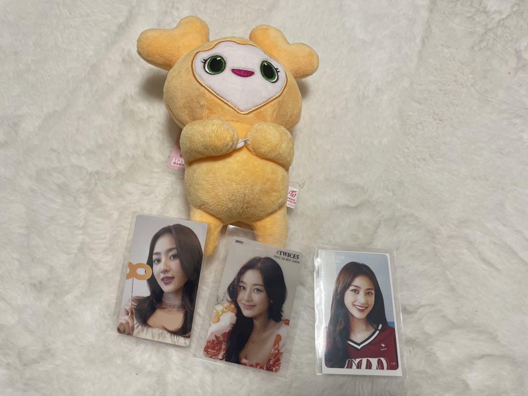 あなたにおすすめの商品 ジブリー ジヒョ GIGO TWICE トレカ3点セット メルカリ - アイドル