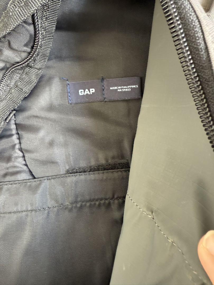 バッグ Rare old GAP Tech Sling Bag