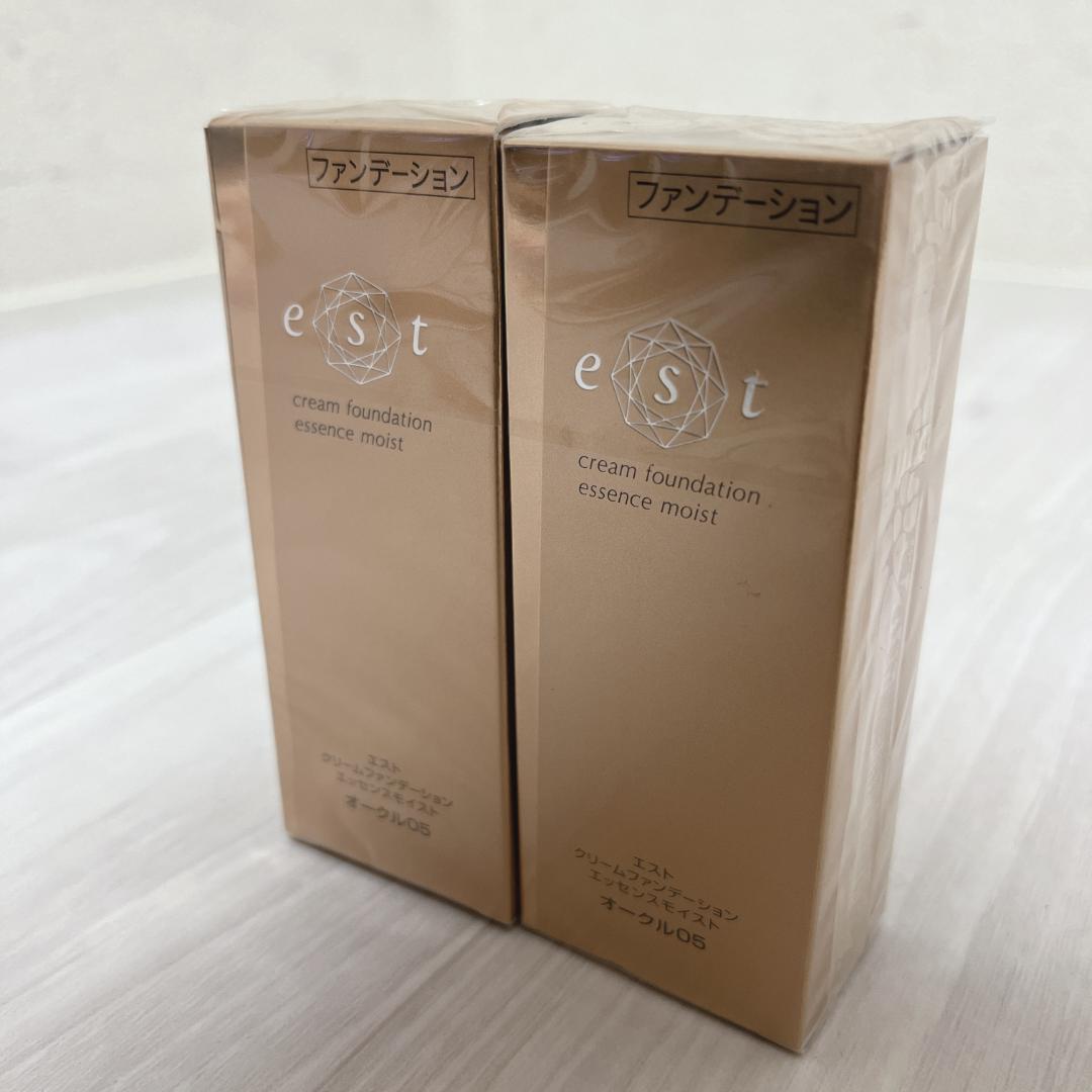 新品・未使用品☘️ est　クリームファンデーション　エッセンスモイスト　×２