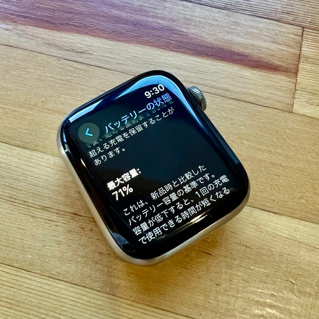 Apple watch 6 GPS+Cellular 44mm チタニウム Apple watch 6 GPS+Cellular 44mm チタニウム