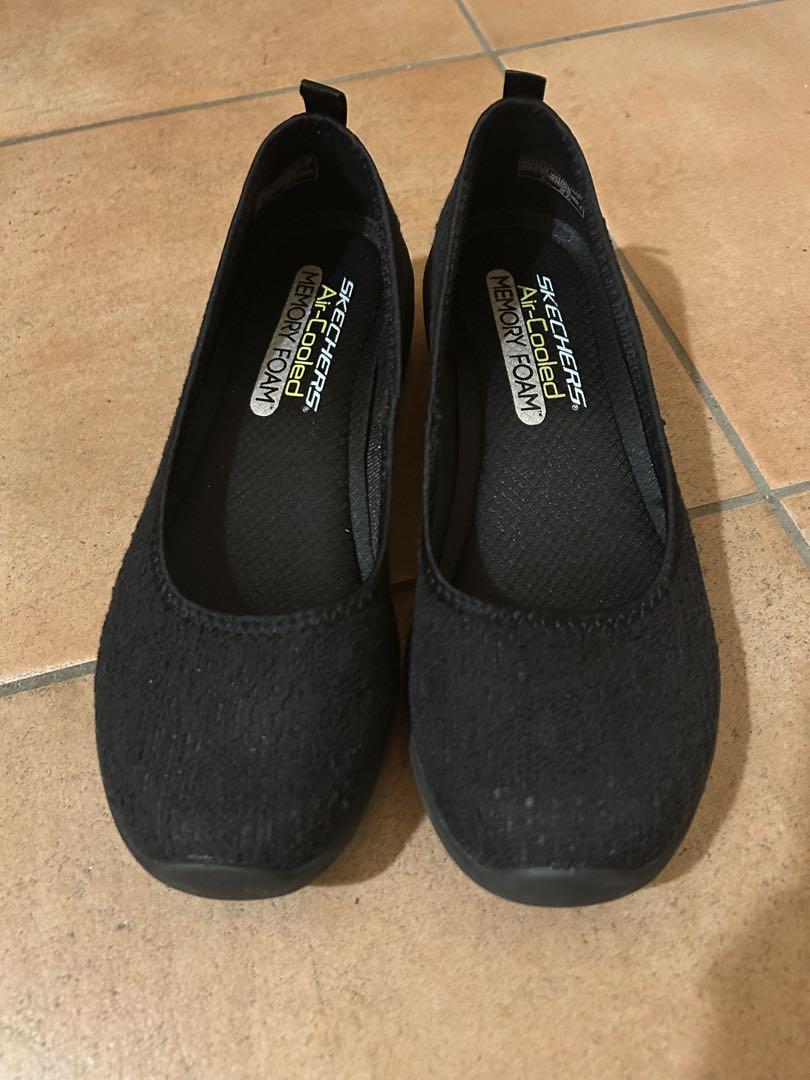 SKECHERS スケッチャーズ　スリッポン23cm