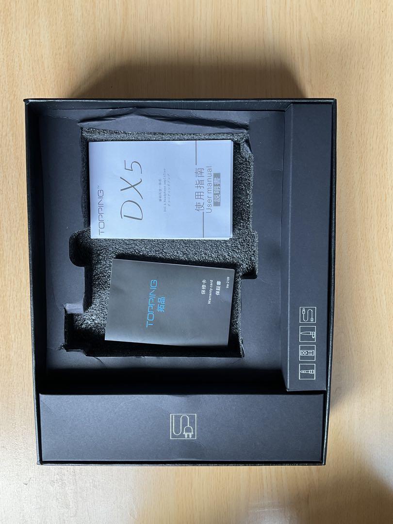 Topping DX5 MQA DAC 本体と付属品