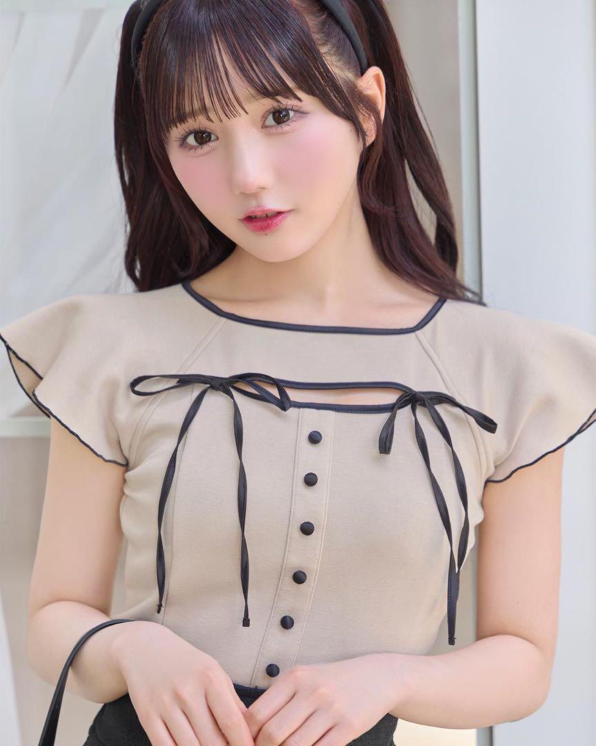 ミシェルマカロン ダブルフレアスリーブリボントップス ミシェルマカロン ダブルフレアスリーブリボントップス ベージュ