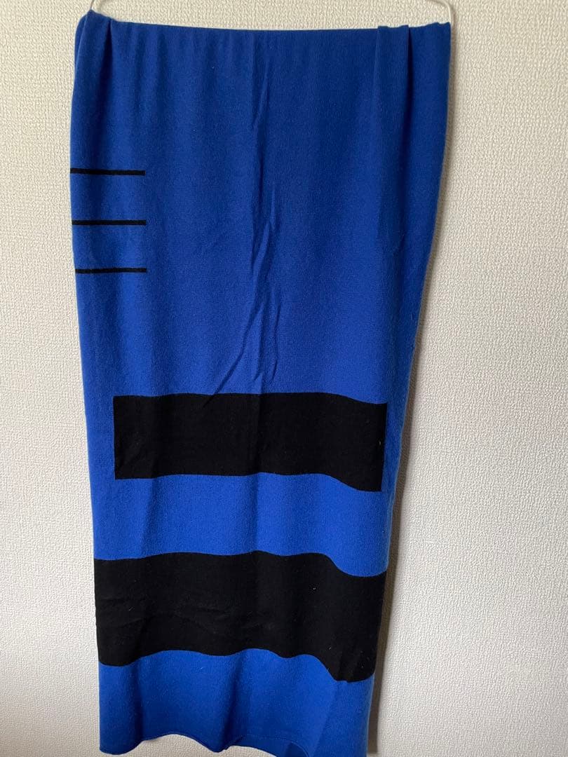 MEGASHORNIマガソーニ カシミア ロイヤルブルート黒のストールMAGASCHONI