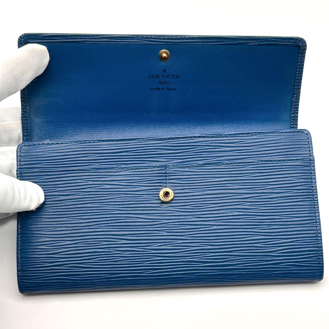 Louis Vuitton エピ 長財布 ポルトフォイユサラ 青