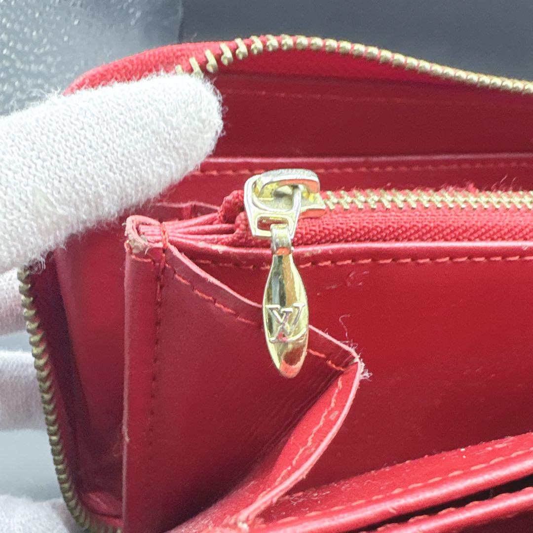 Louis Vuitton 長財布 ヴェルニレイユール ジッピー