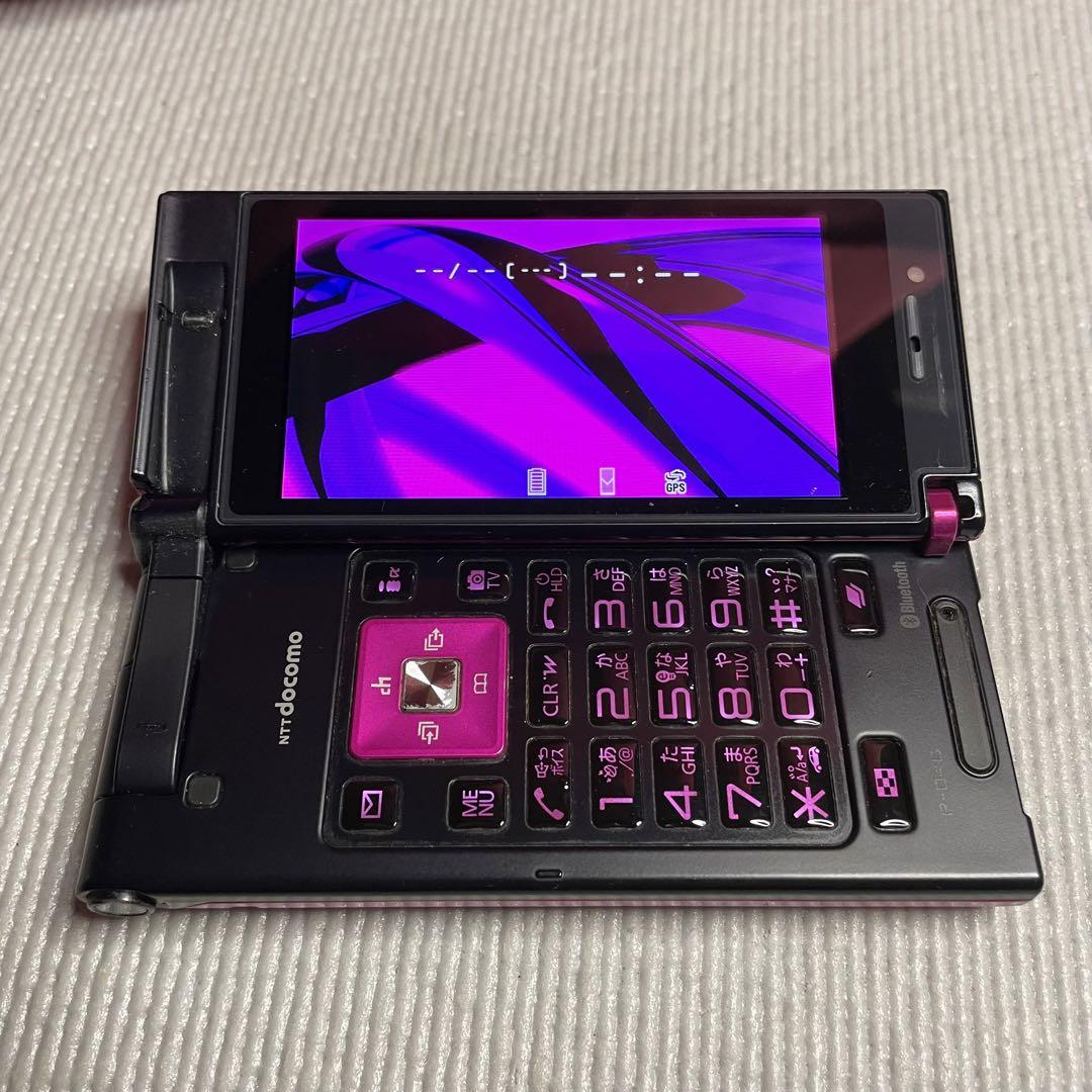 P-04B FOMA ドコモ docomo パナソニック ガラケー マゼンタ