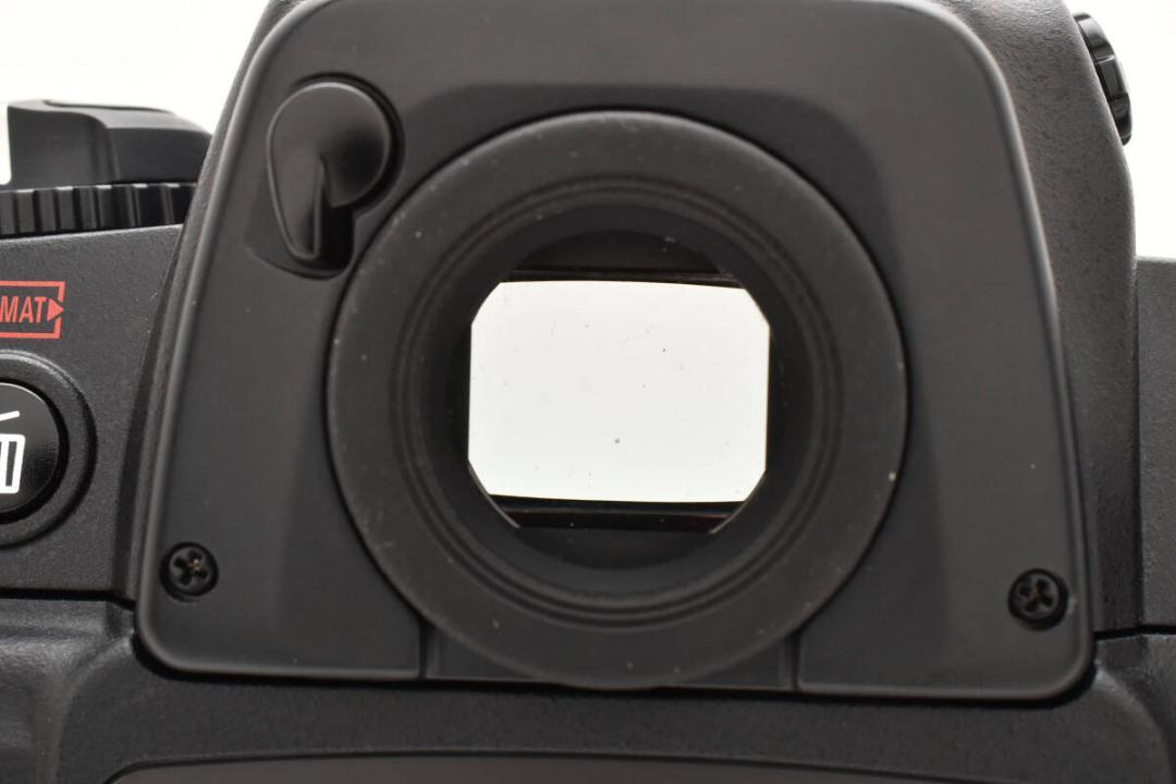 ■ 美品 ■ ニコン　Nikon D2X ボディ 《ショット数 2168枚》
