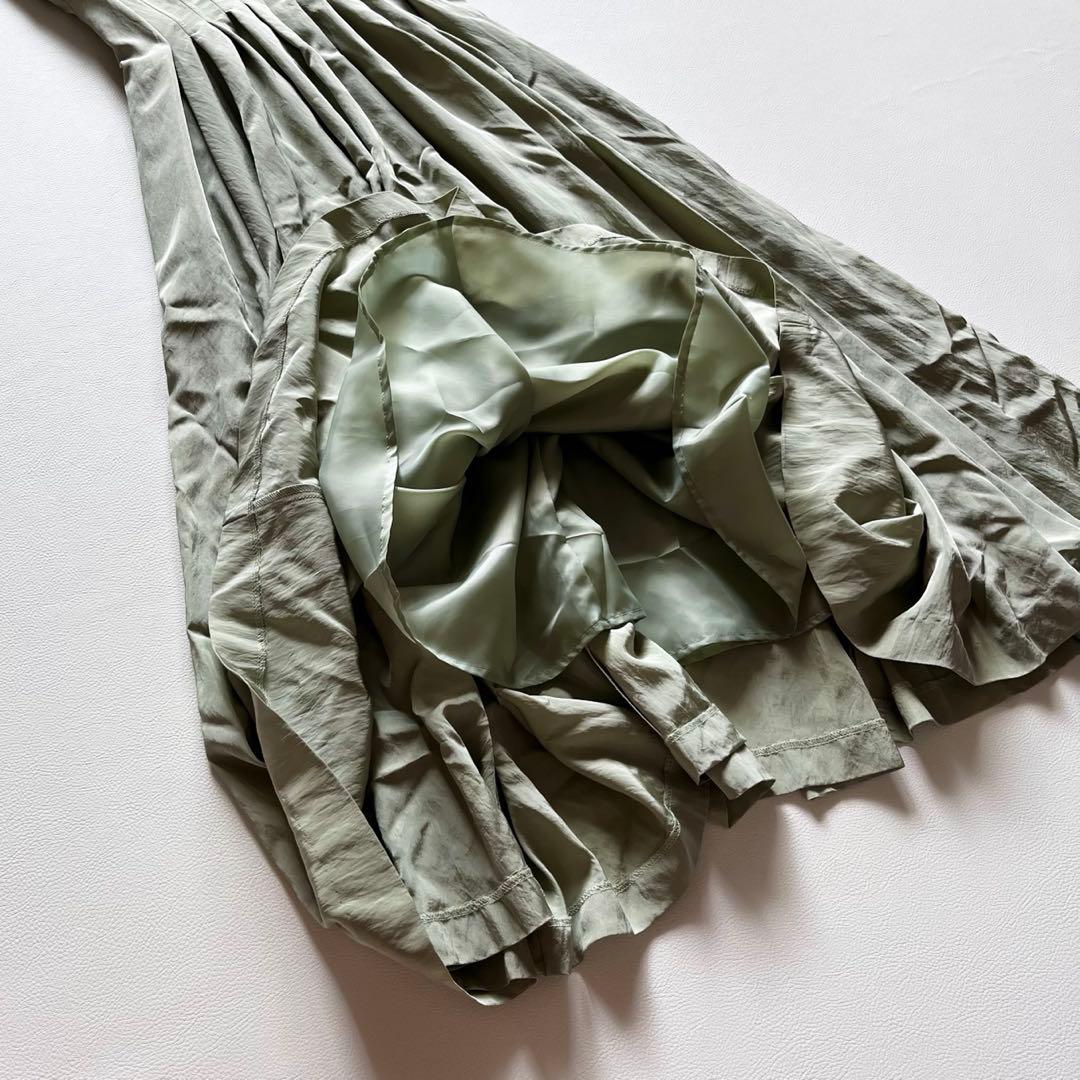 新品タグ付✨ FRAY I.D　22SS　タックシェイプVネックドレス　マキシ丈