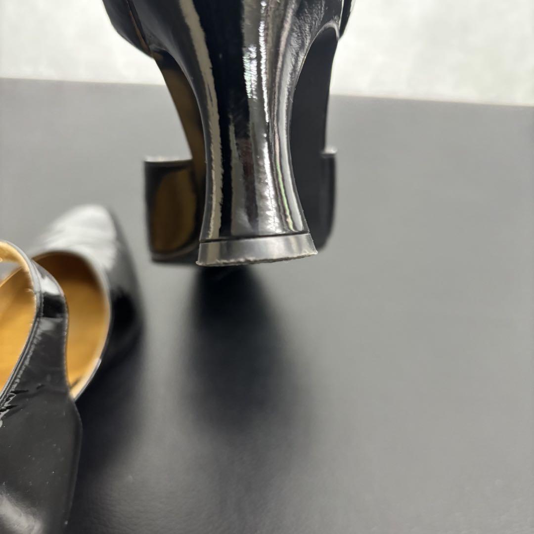 GIANNI VERSACE エナメル ストラップ サンダル ブラック