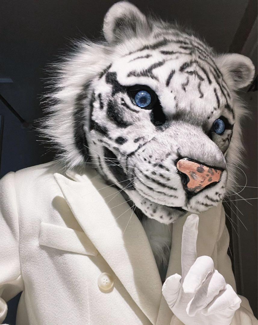 ふわもこリアル！ケモノ着ぐるみ ファーマスク kigurumi ユキヒョウ