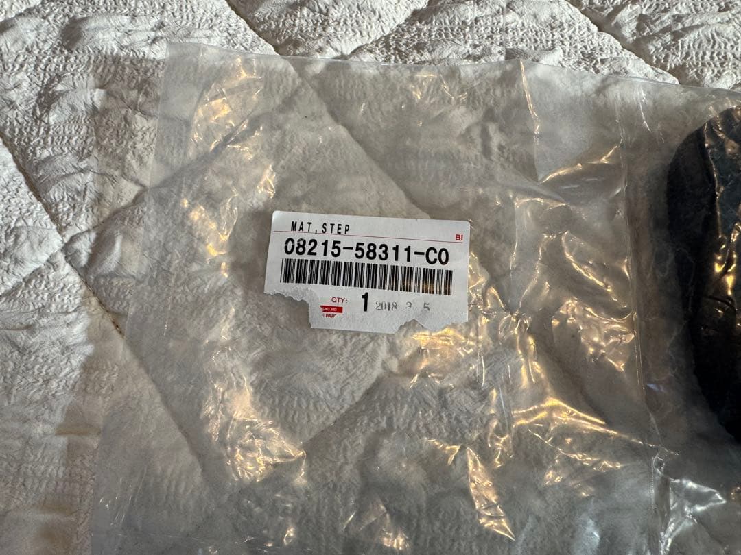 純正エントランスマットTOYOTA