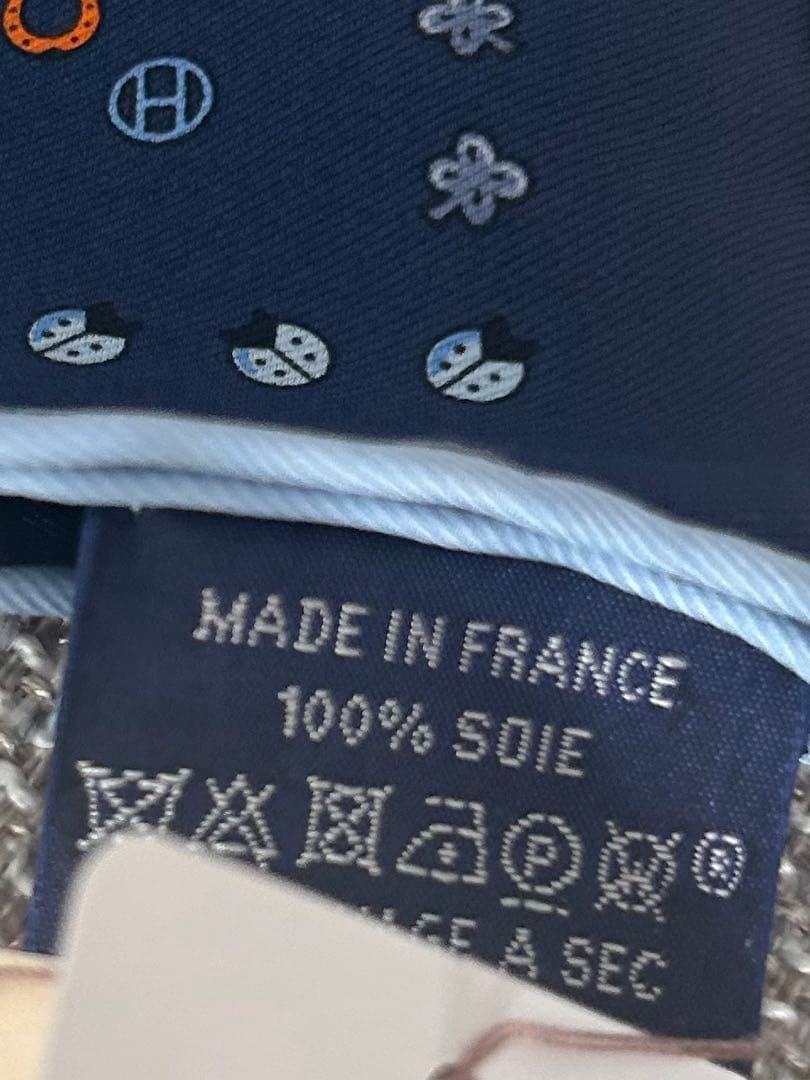 エルメス ポケットチーフ ネイビーHERMES KANDAIZUMI_COM