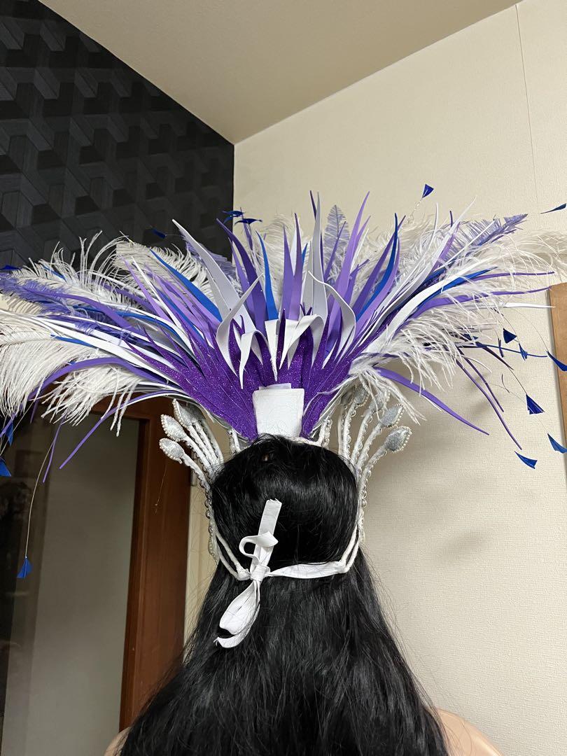 サンバ衣装　白　ハンドメイド　カベッサ・頭の装飾あり サンバ衣装 白 ハンドメイド カベッサ・頭の装飾あり - メルカリ