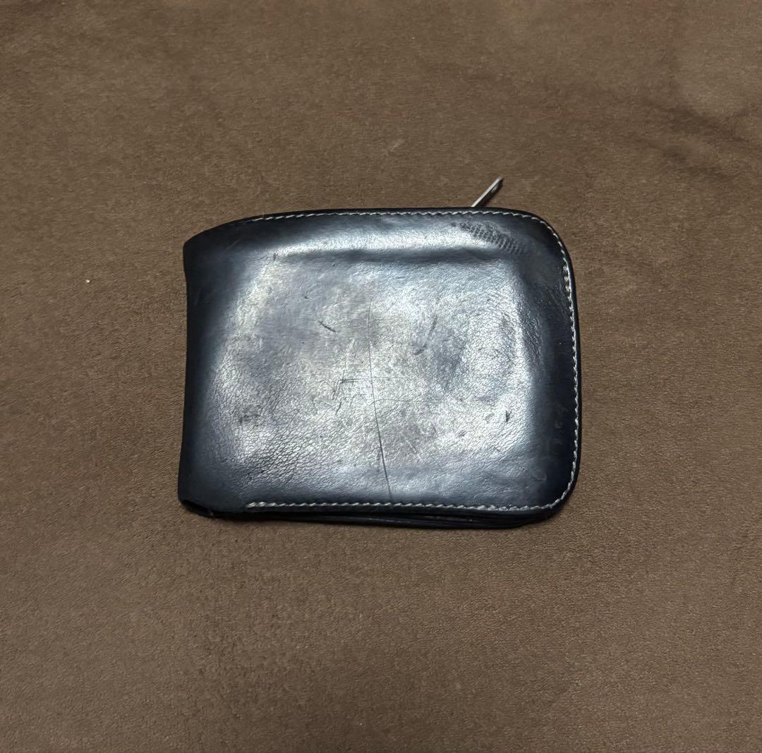 黒レザー 2つ折り財布REDMOON