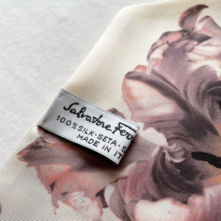 はいろいろ フェラガモ 花柄 Salvatore Ferragamo LyUwt-m15674943679 スカーフ ツイリー いこなせず