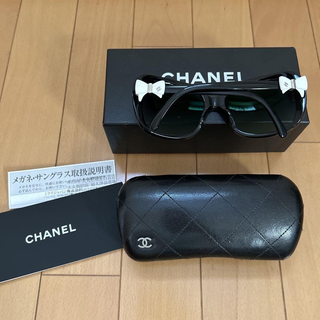 CHANEL サングラス 黒　リボン 美品】CHANELココマーク サングラス リボン黒緑 621 - メルカリ